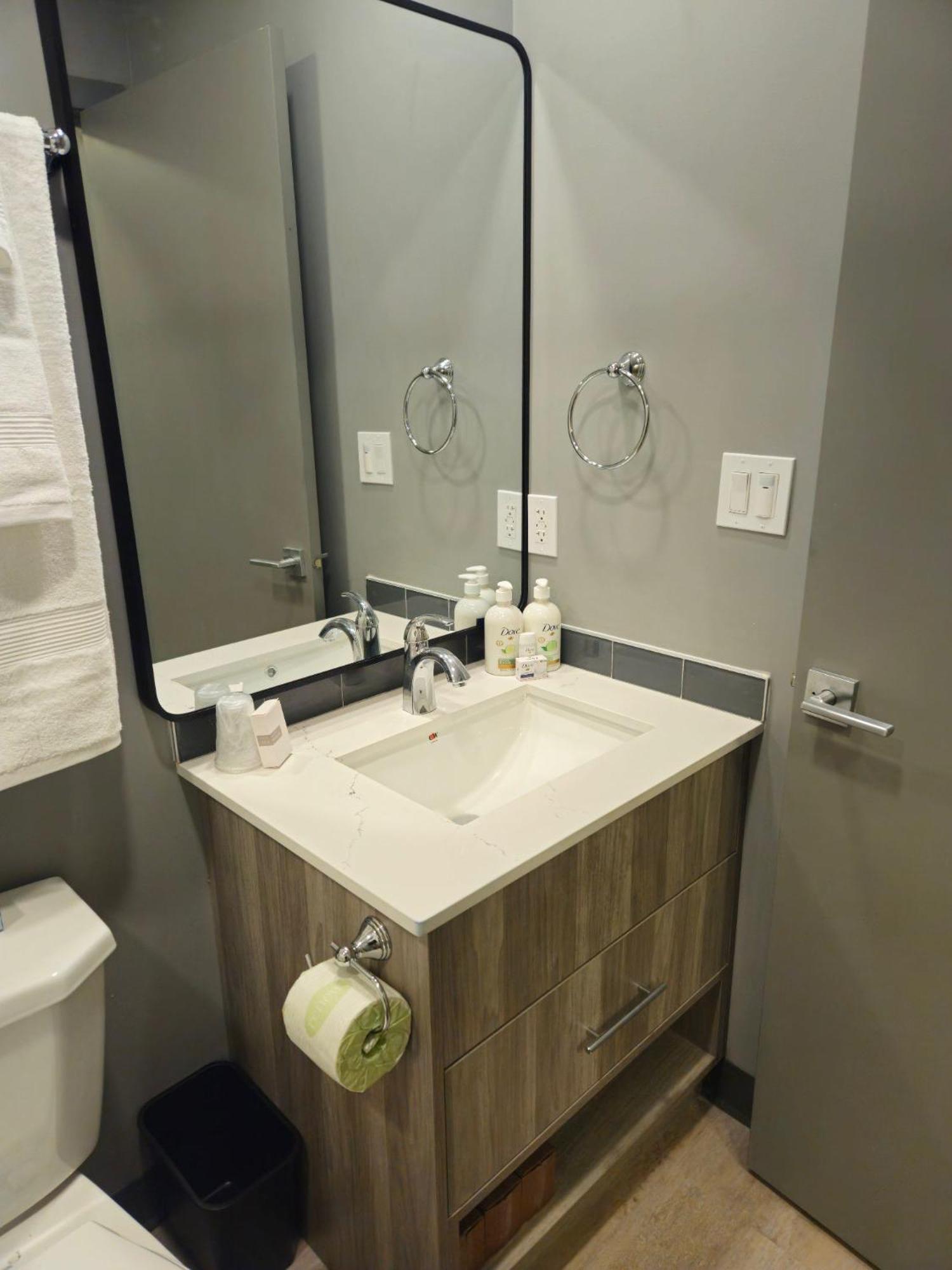 Ramada By Wyndham West Edmonton Hotel & Suites Kültér fotó