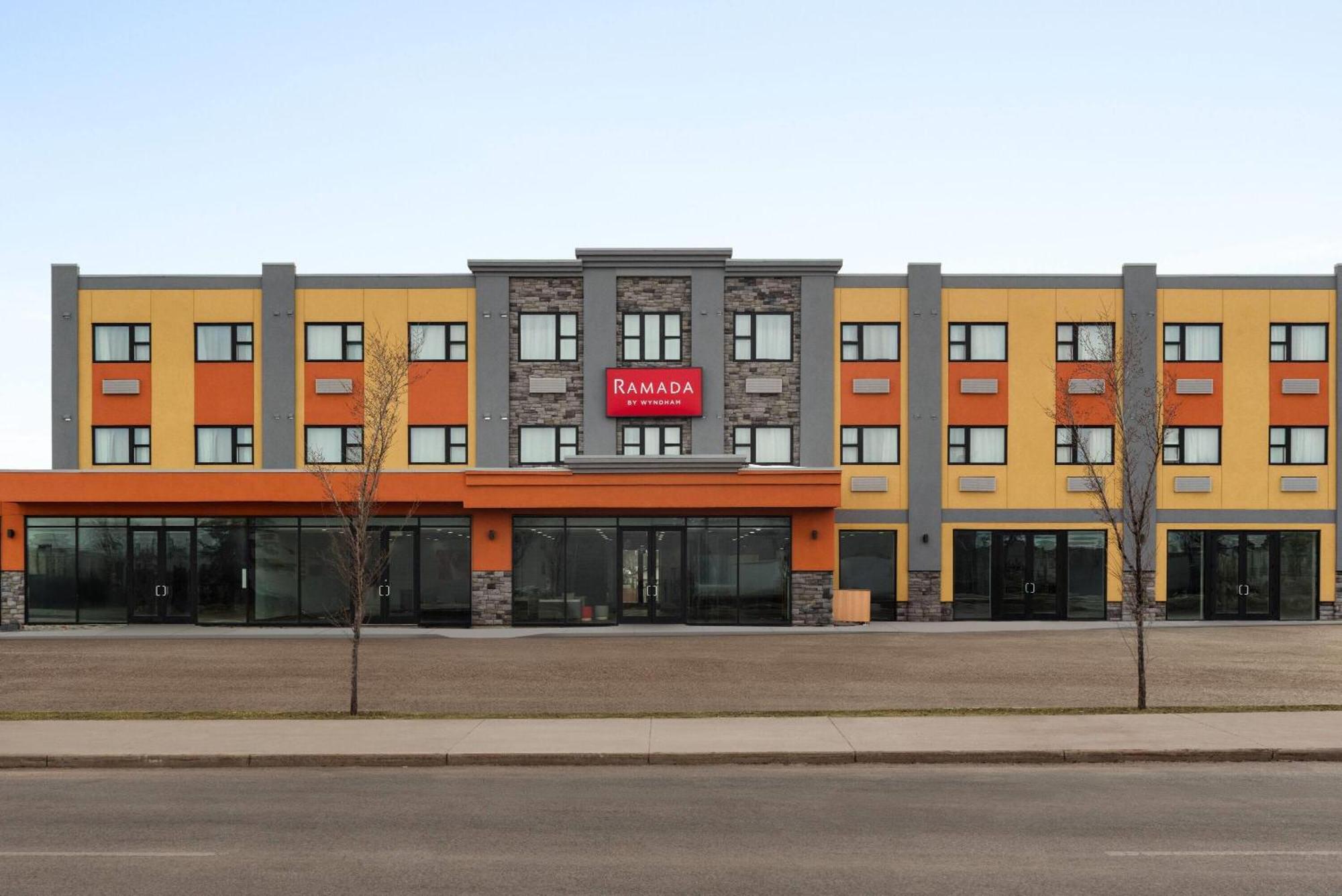 Ramada By Wyndham West Edmonton Hotel & Suites Kültér fotó